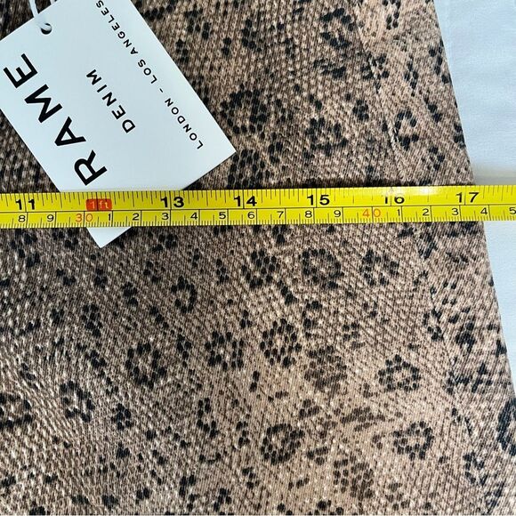 Frame Le Crop Mini Boot High Rise Snake Print Jeans in Vanilla Multi Size 23 NWT - Picture 11 of 12